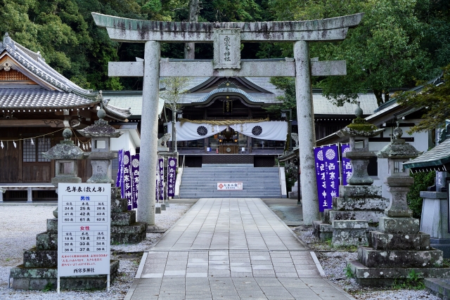 西寒多神社