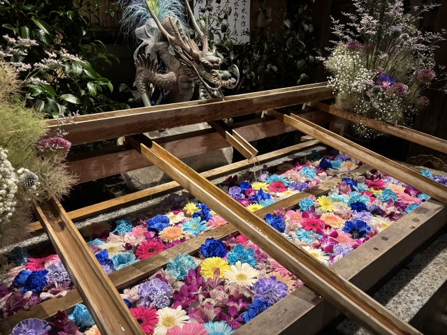 東京大神宮の花手水