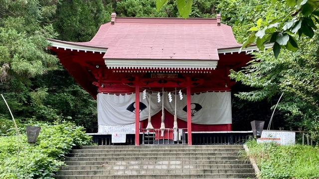 御座石神社